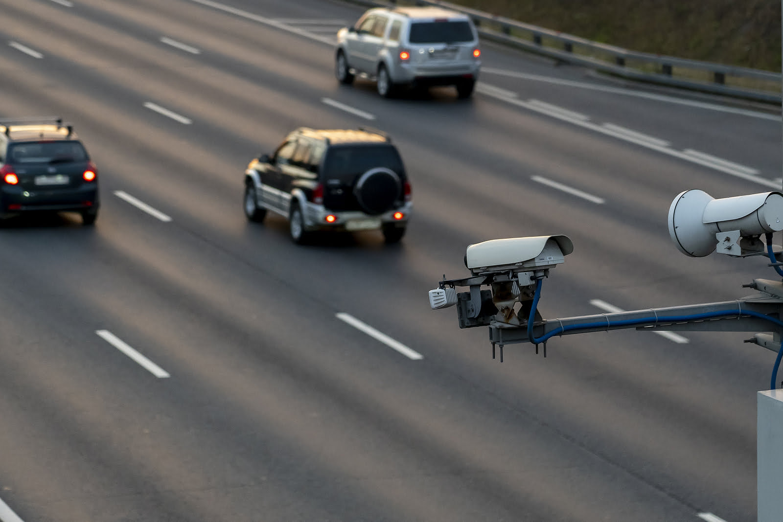 World first technology catching drivers using their mobile phone on NSW roads